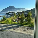 Aurora Bay Lofoten 罗弗敦极光湾海景顶层别墅 Вилла Sund (Nordland)