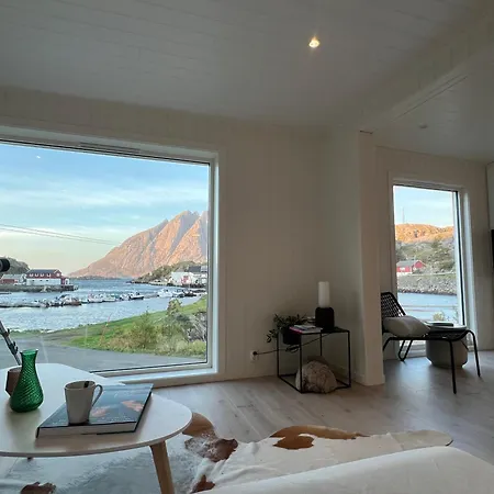 Aurora Bay Lofoten 罗弗敦极光湾海景顶层别墅 * Sund