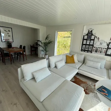 Aurora Bay Lofoten 罗弗敦极光湾海景顶层别墅 וילה *