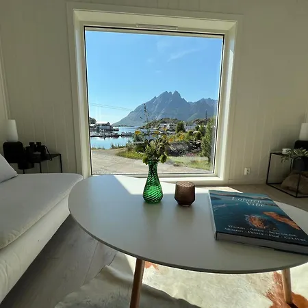 Aurora Bay Lofoten 罗弗敦极光湾海景顶层别墅 * Sund (Nordland)