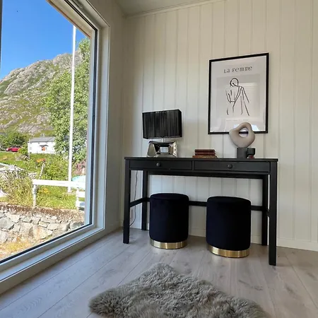 Aurora Bay Lofoten 罗弗敦极光湾海景顶层别墅 וילה