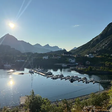 Aurora Bay Lofoten 罗弗敦极光湾海景顶层别墅 וילה Sund (Nordland)