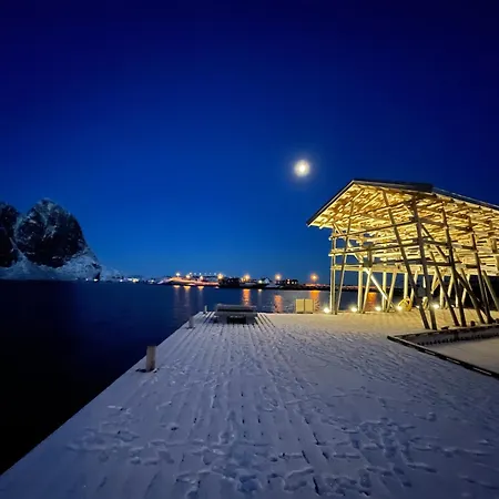 Aurora Bay Lofoten 罗弗敦极光湾海景顶层别墅 וילה Sund (Nordland)