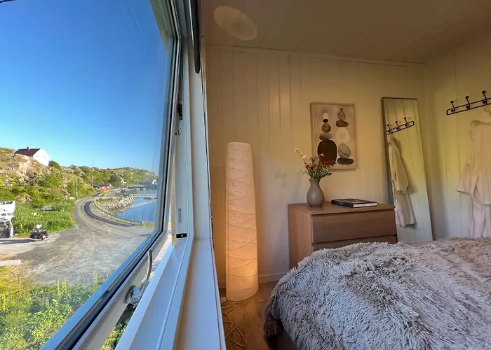 Aurora Bay Lofoten 罗弗敦极光湾海景顶层别墅 *