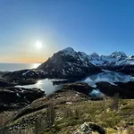 Aurora Bay Lofoten 罗弗敦极光湾海景顶层别墅 *