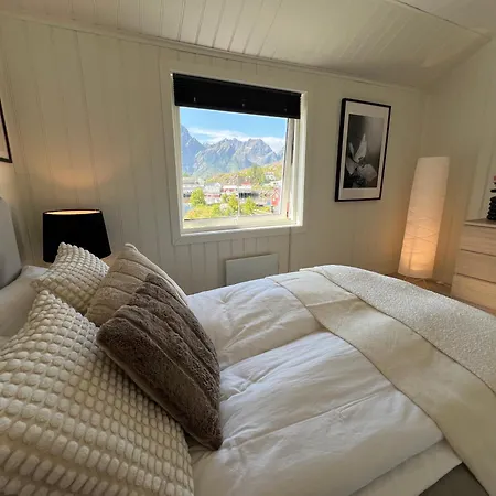 ヴィラ Aurora Bay Lofoten 罗弗敦极光湾海景顶层别墅 Sund