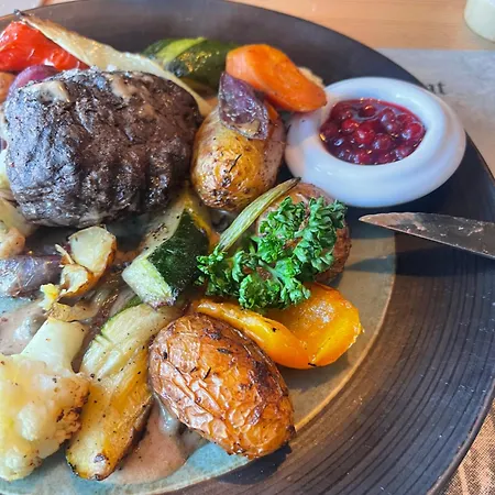 Aurora Bay Lofoten 罗弗敦极光湾海景顶层别墅 Sund