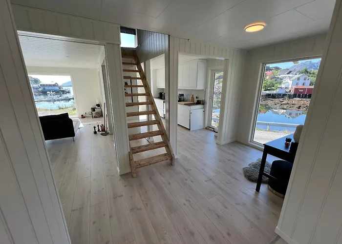 Aurora Bay Lofoten 罗弗敦极光湾海景顶层别墅 * Sund (Nordland)